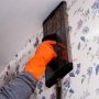 How to place the wallpaper on the walls